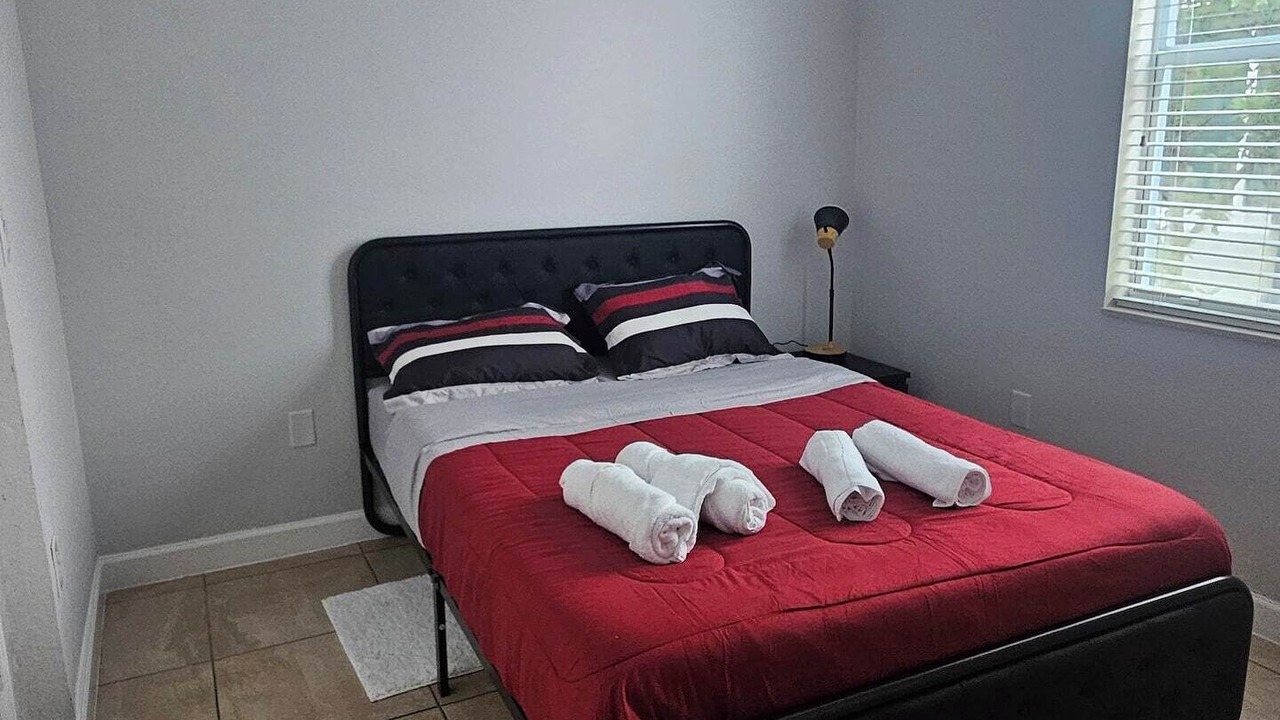 Photo of Bedroom in Tamiami