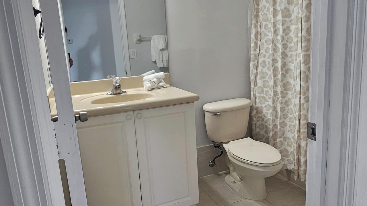 Photo of Bathroom in Tamiami