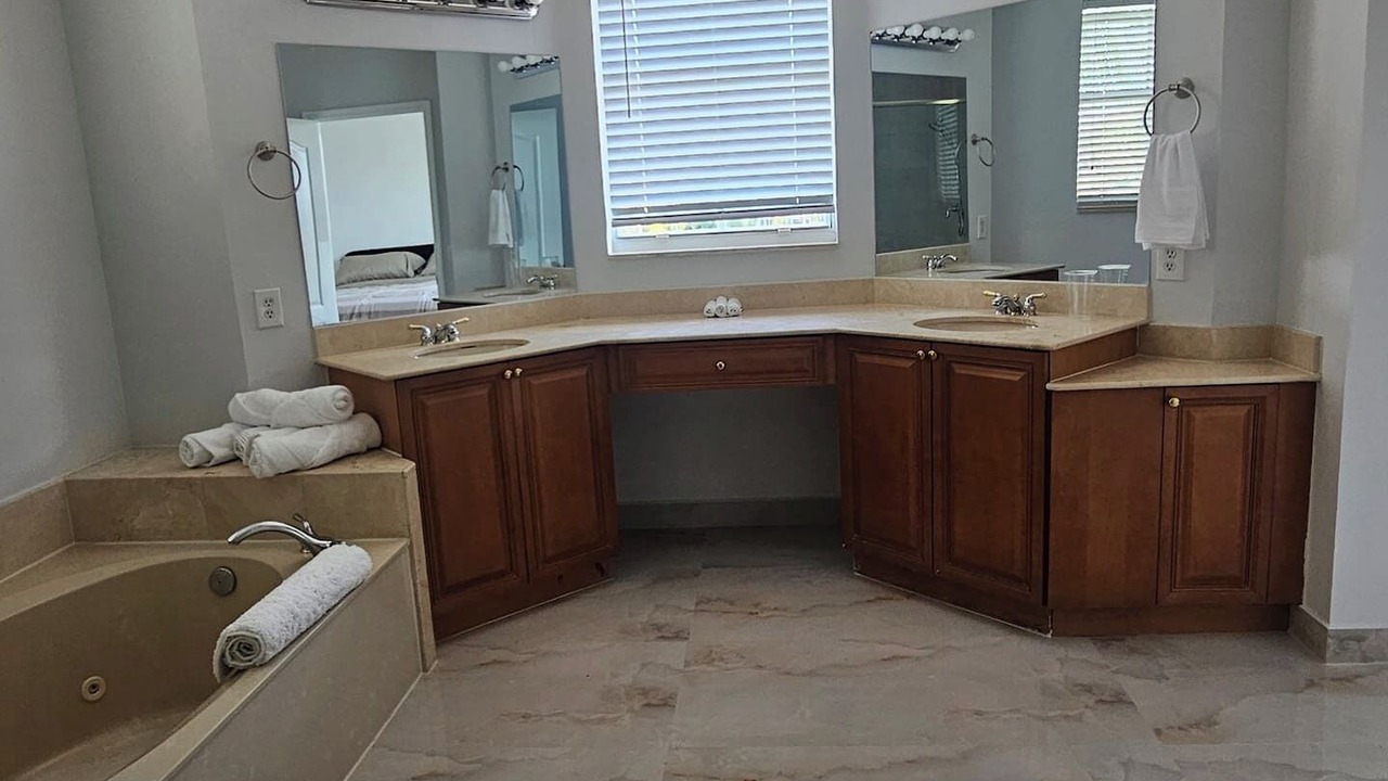 Photo of Bathroom in Tamiami