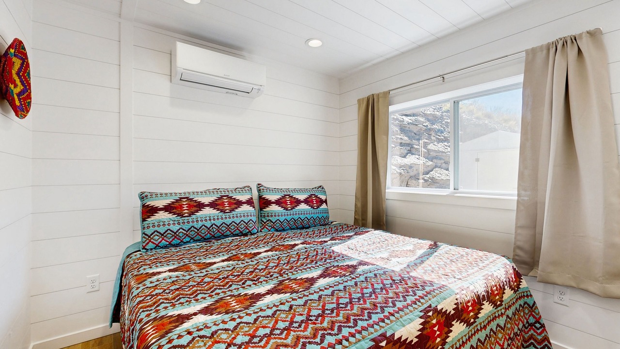 Photo of Bedroom in Aspen Springs