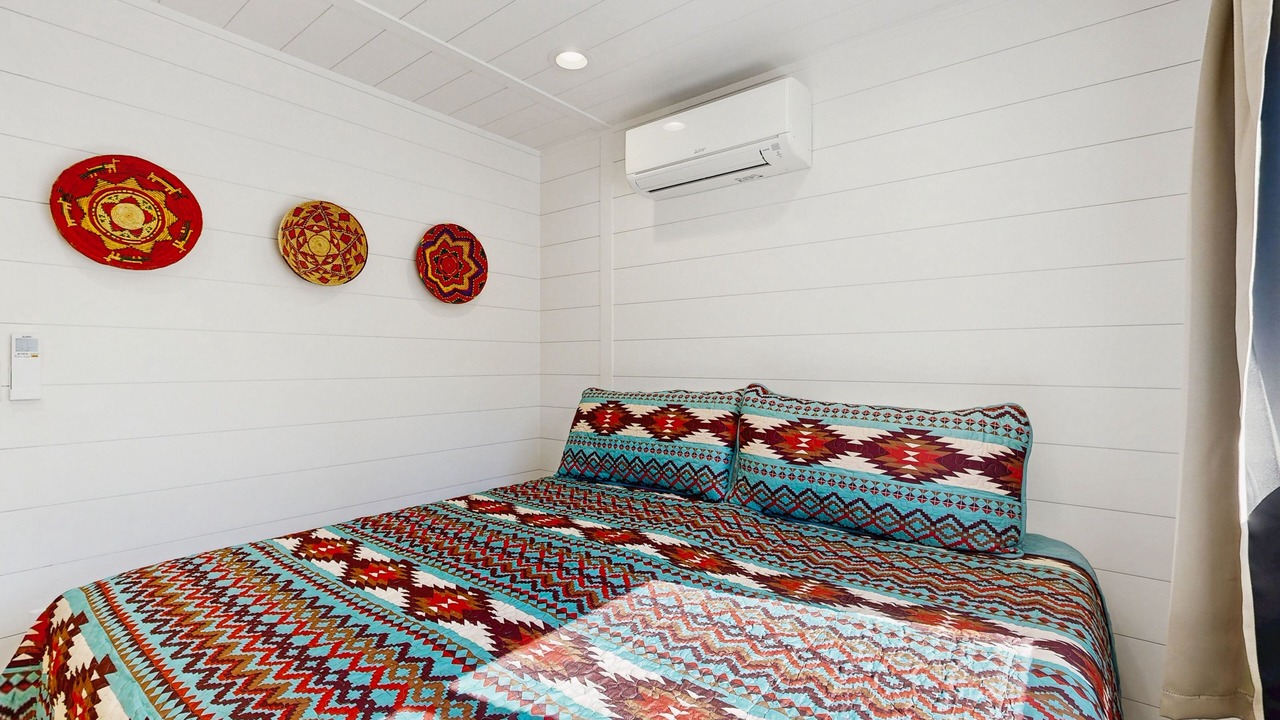 Photo of Bedroom in Aspen Springs