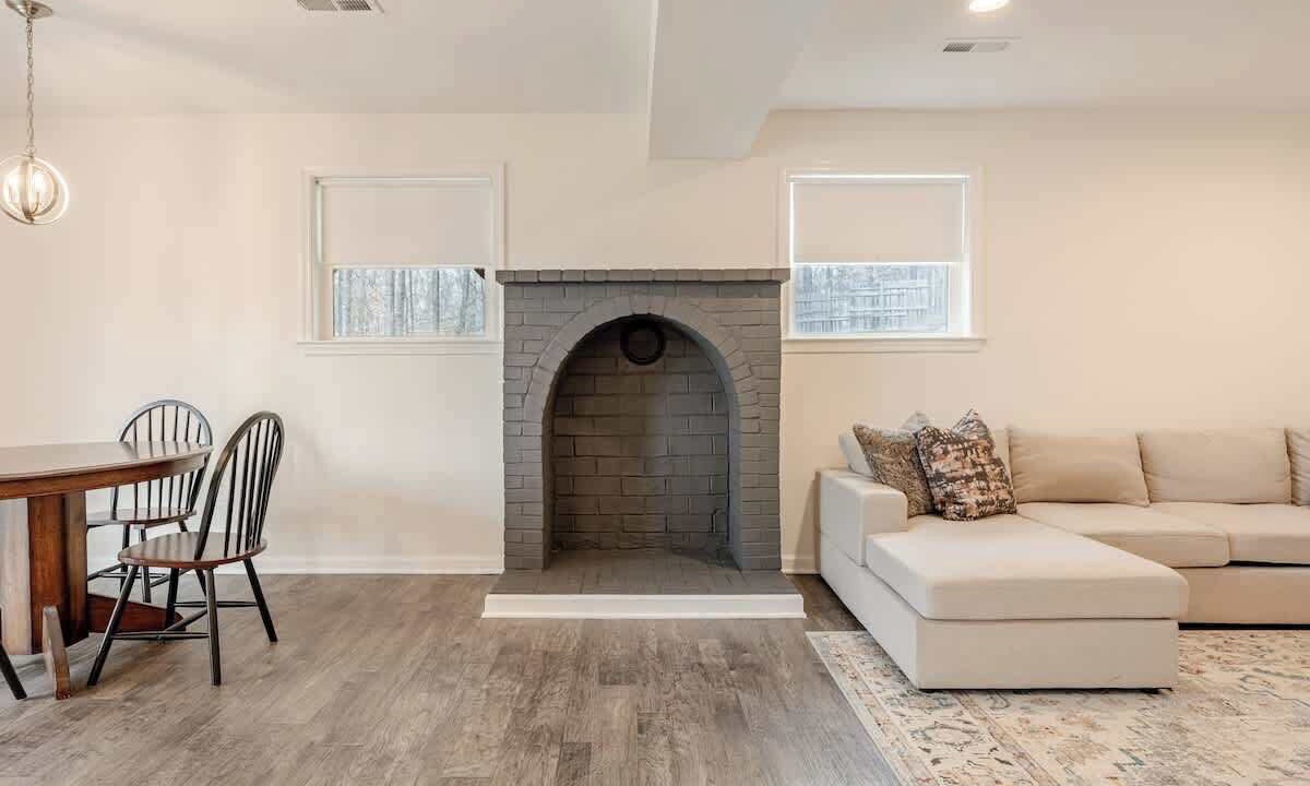 Photo of Livingroom in Warrenton