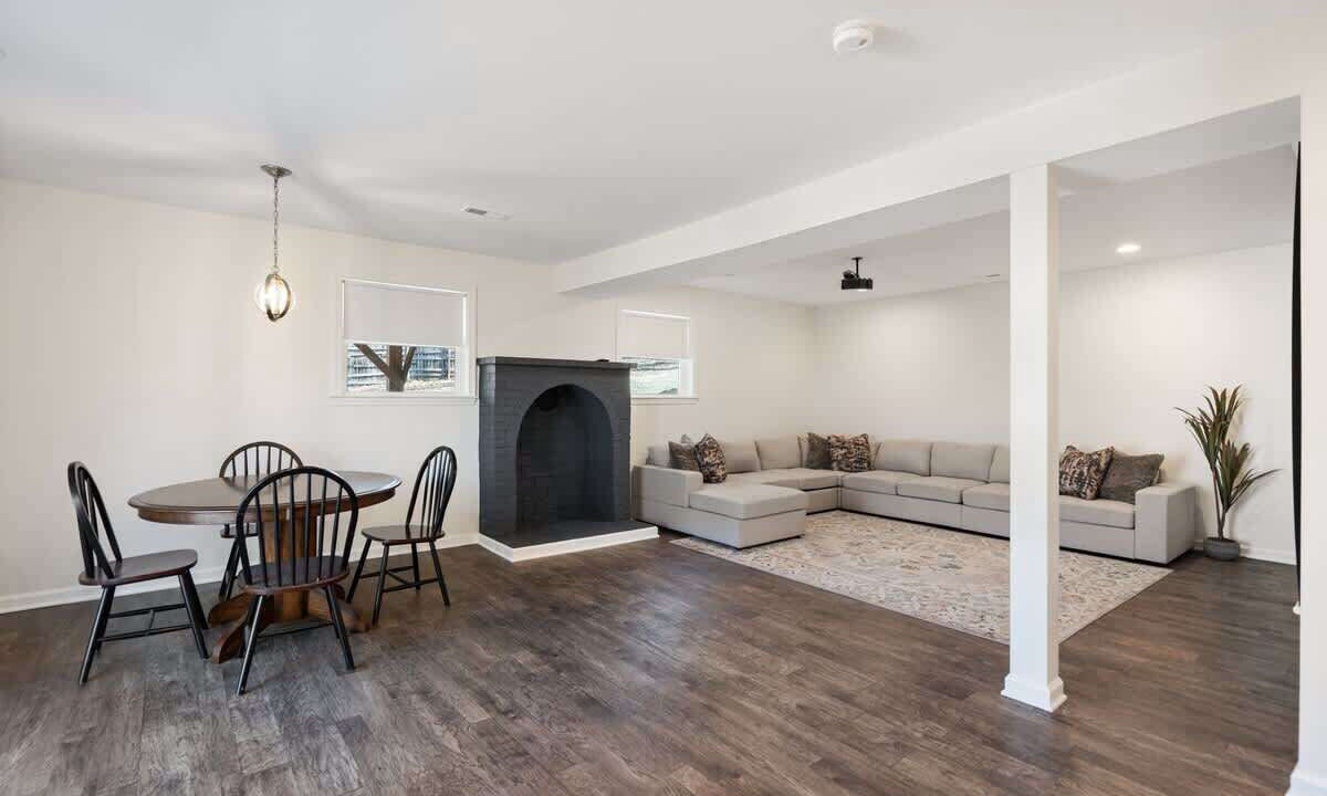 Photo of Livingroom in Warrenton