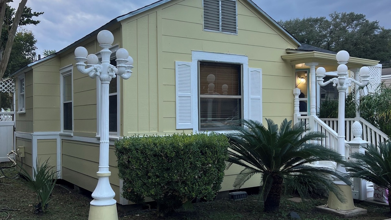 Photo of Outdoor in Bacliff