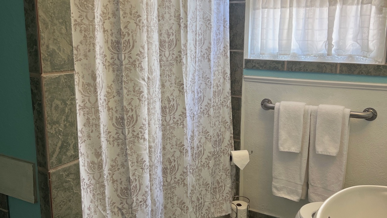Photo of Bathroom in Bacliff