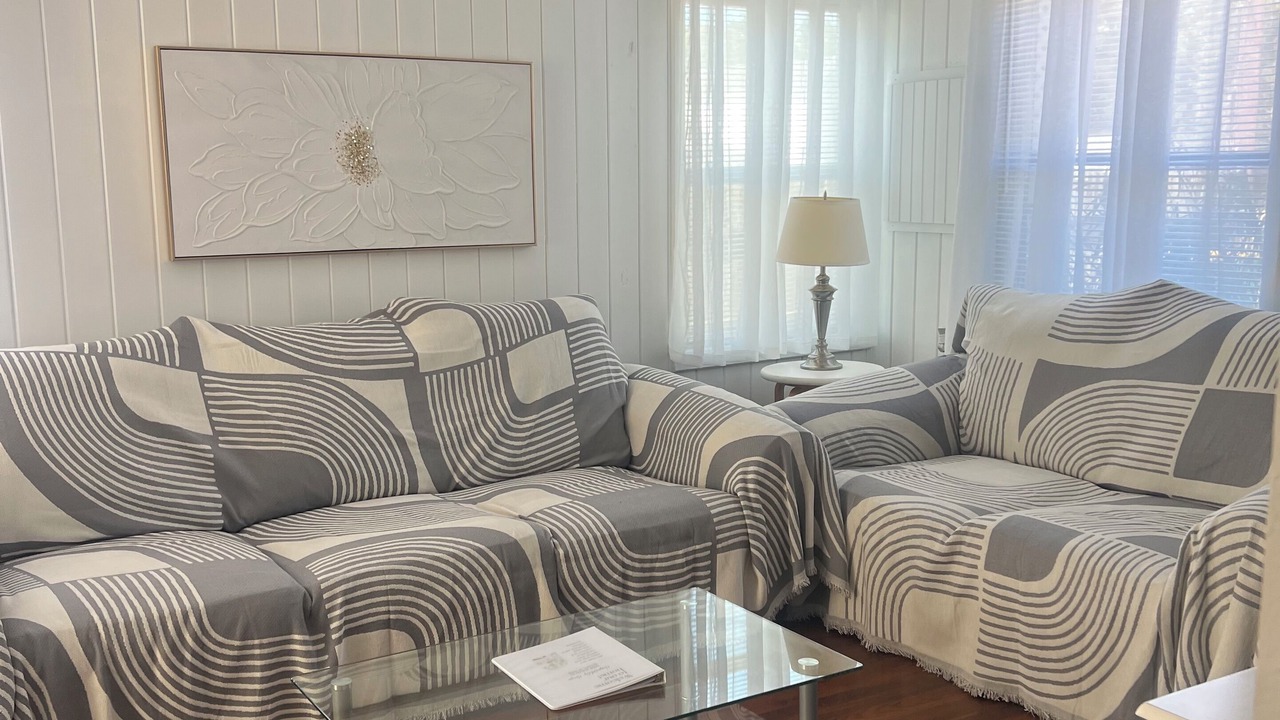 Photo of Livingroom in Bacliff