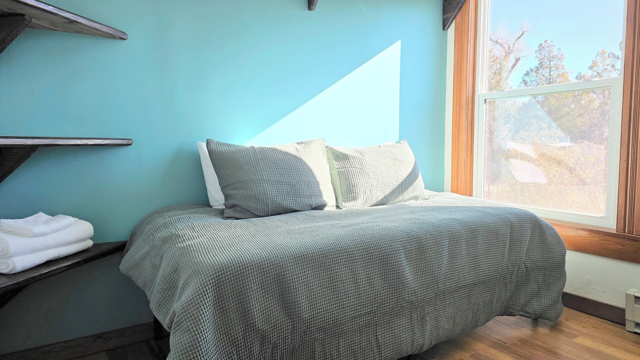 Photo of Bedroom in Crestone
