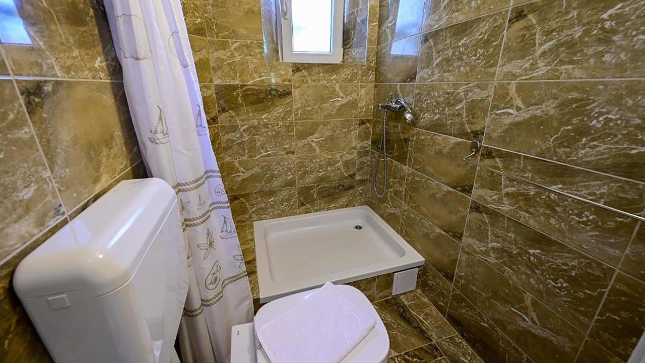 Photo of Bathroom in Drace