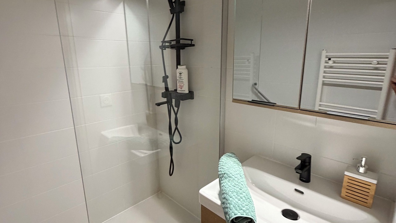 Photo of Bathroom in Le Grau-Du-Roi