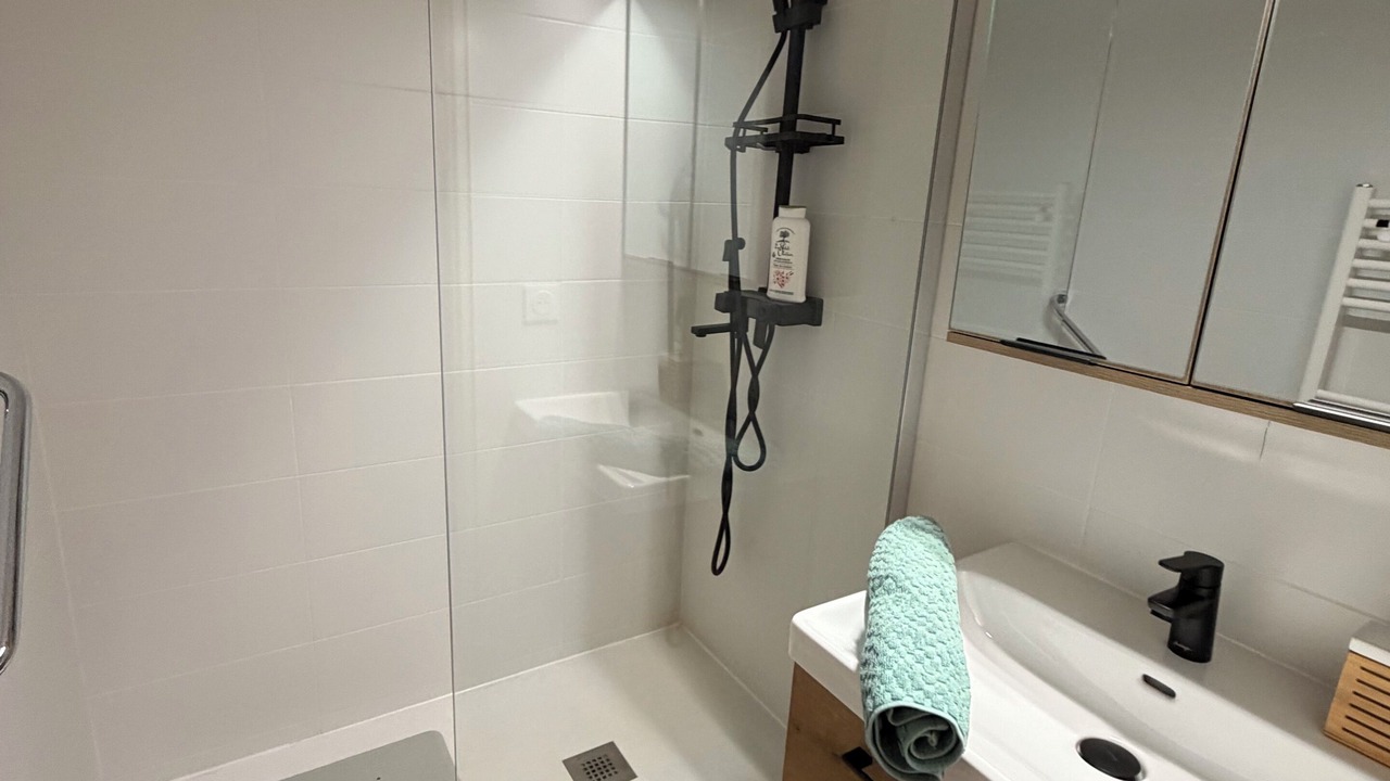 Photo of Bathroom in Le Grau-Du-Roi
