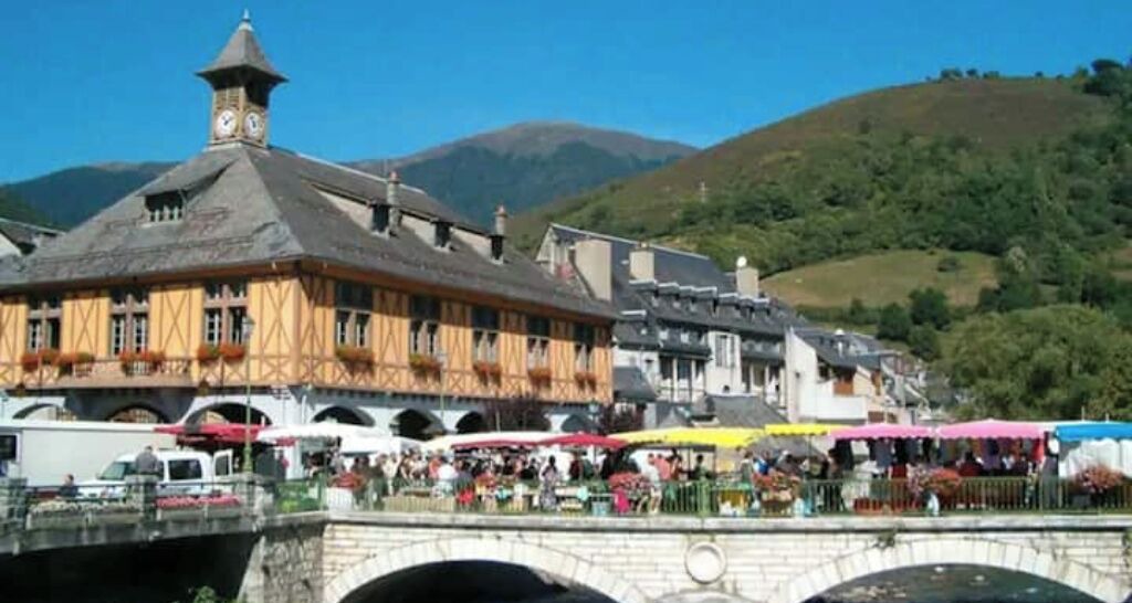 Photo of Others in Arreau