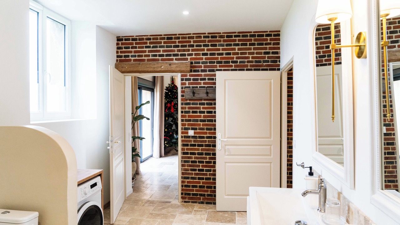 Photo of Bathroom in Gournay-le-Guerin