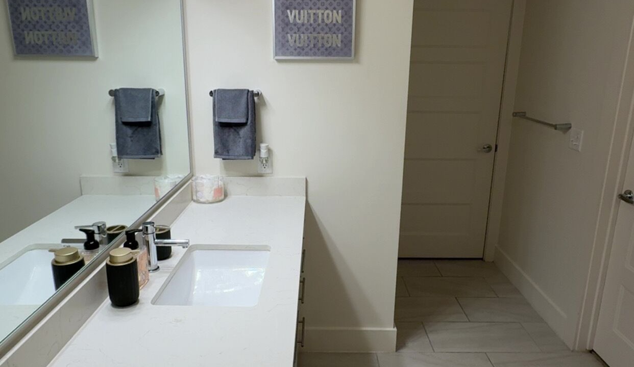 Photo of Bathroom in Midtown