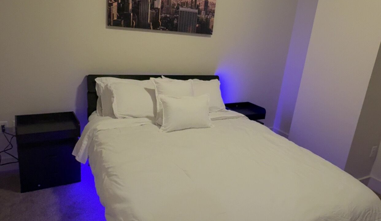 Photo of Bedroom in Midtown