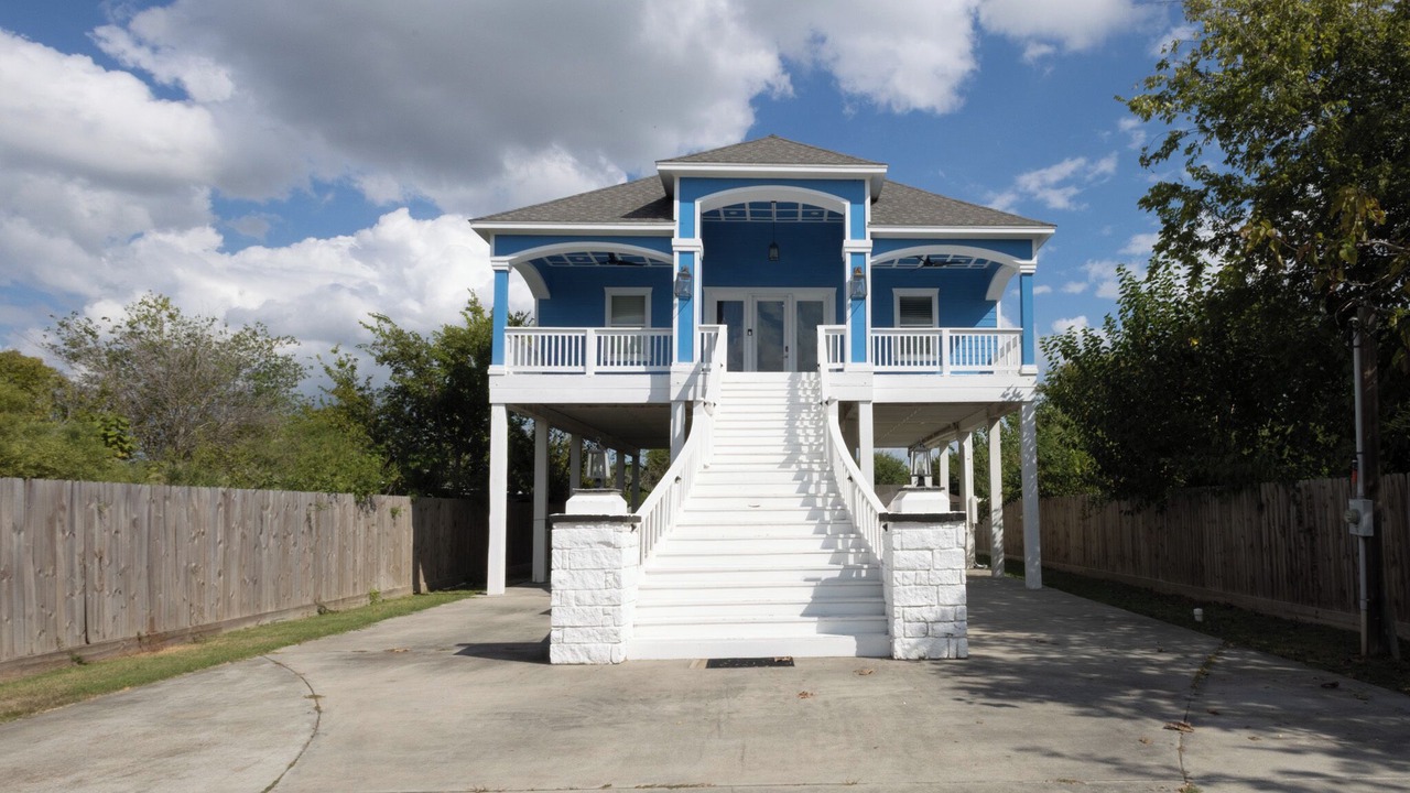 Photo of Outdoor in Hitchcock