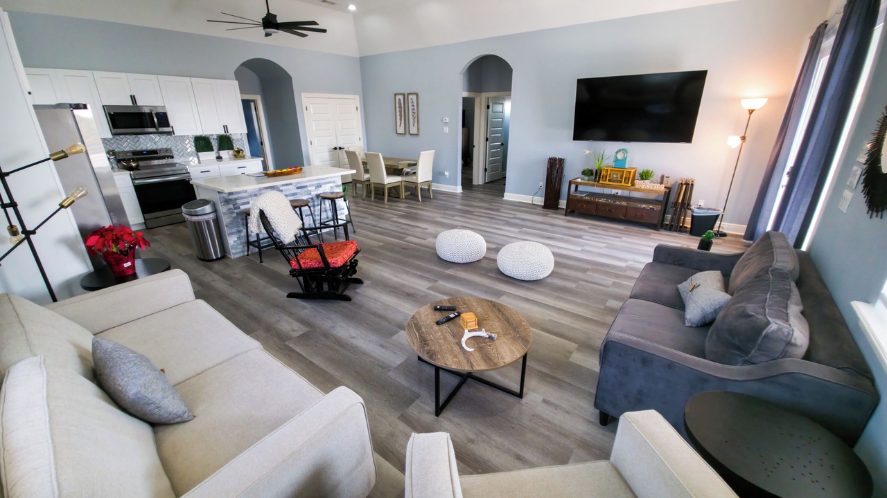 Photo of Livingroom in Hitchcock
