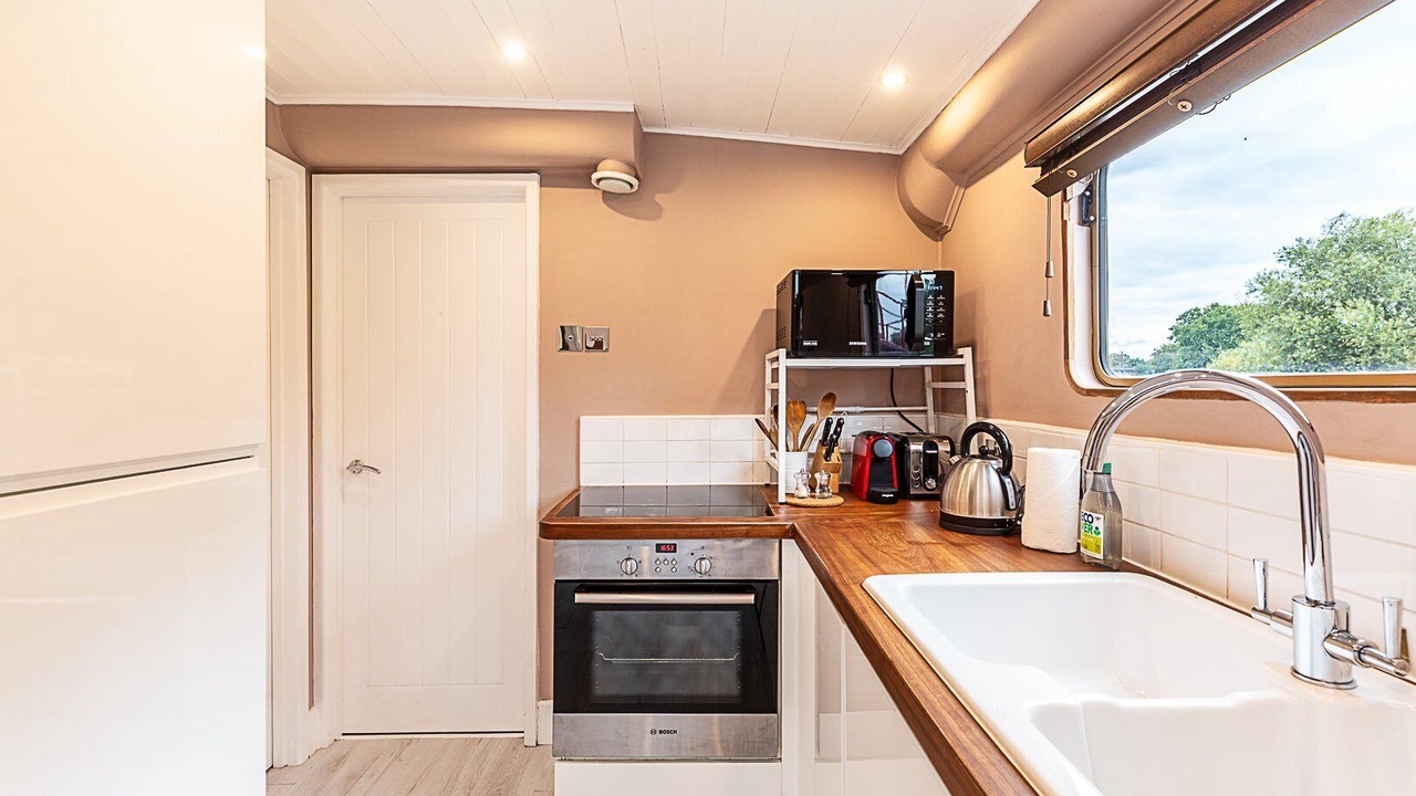 Photo of Kitchen in London Borough of Hounslow