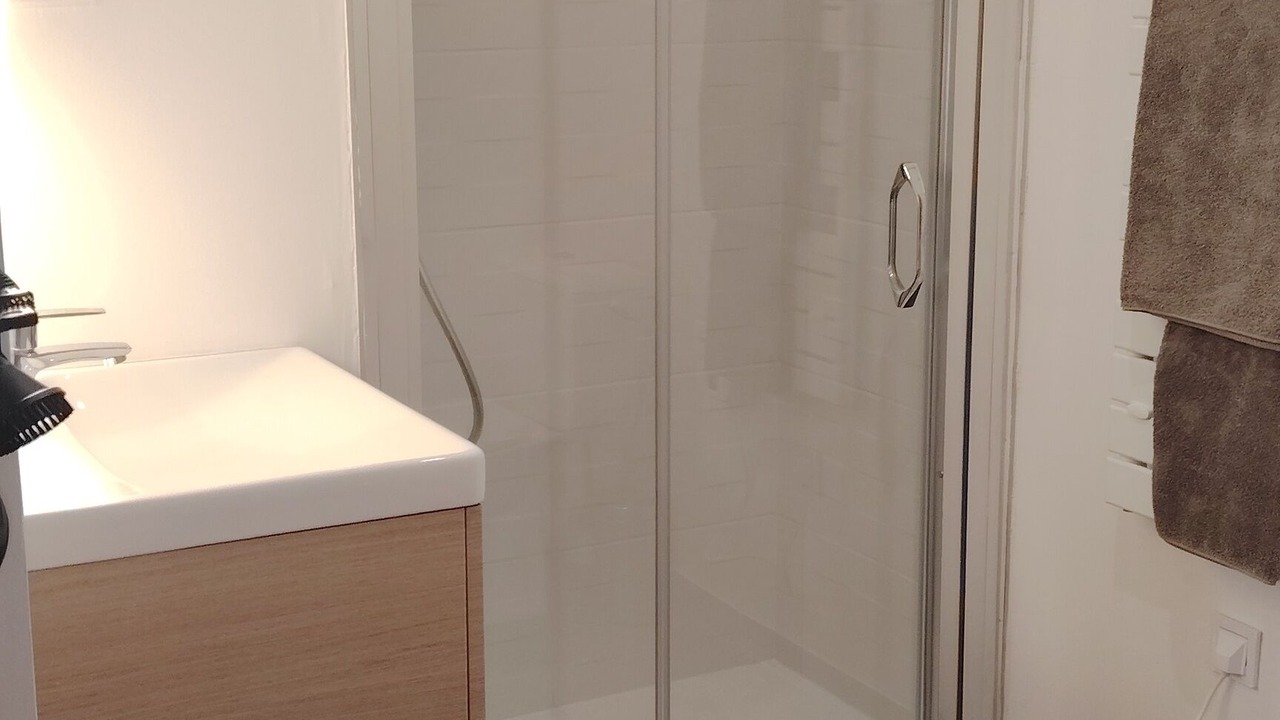 Photo of Bathroom in Republique