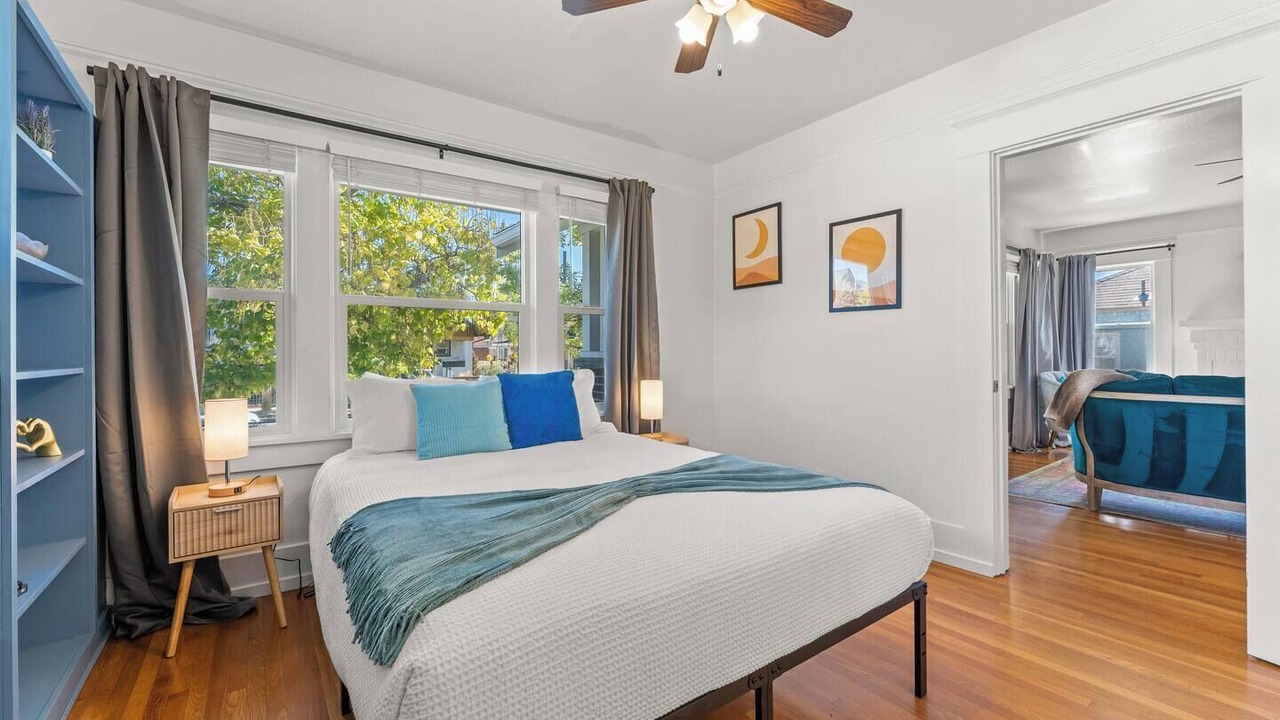 Photo of Bedroom in Midtown