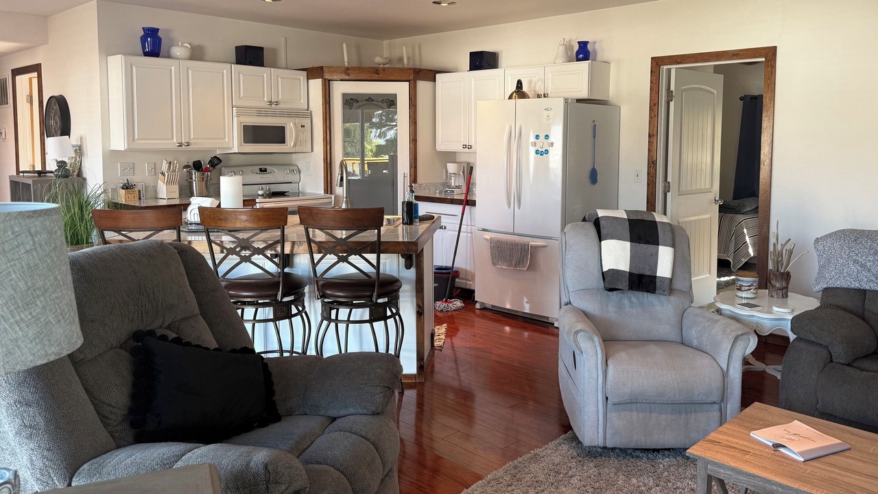 Photo of Livingroom in Davenport