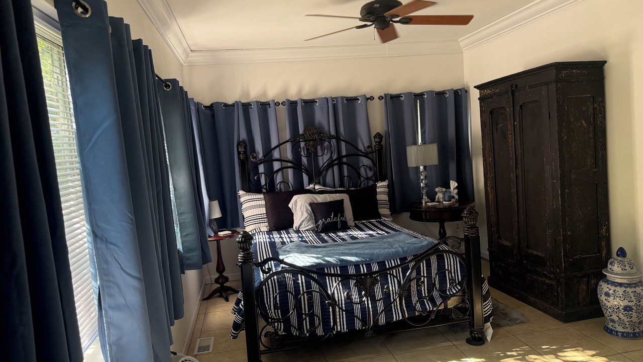 Photo of Bedroom in Davenport