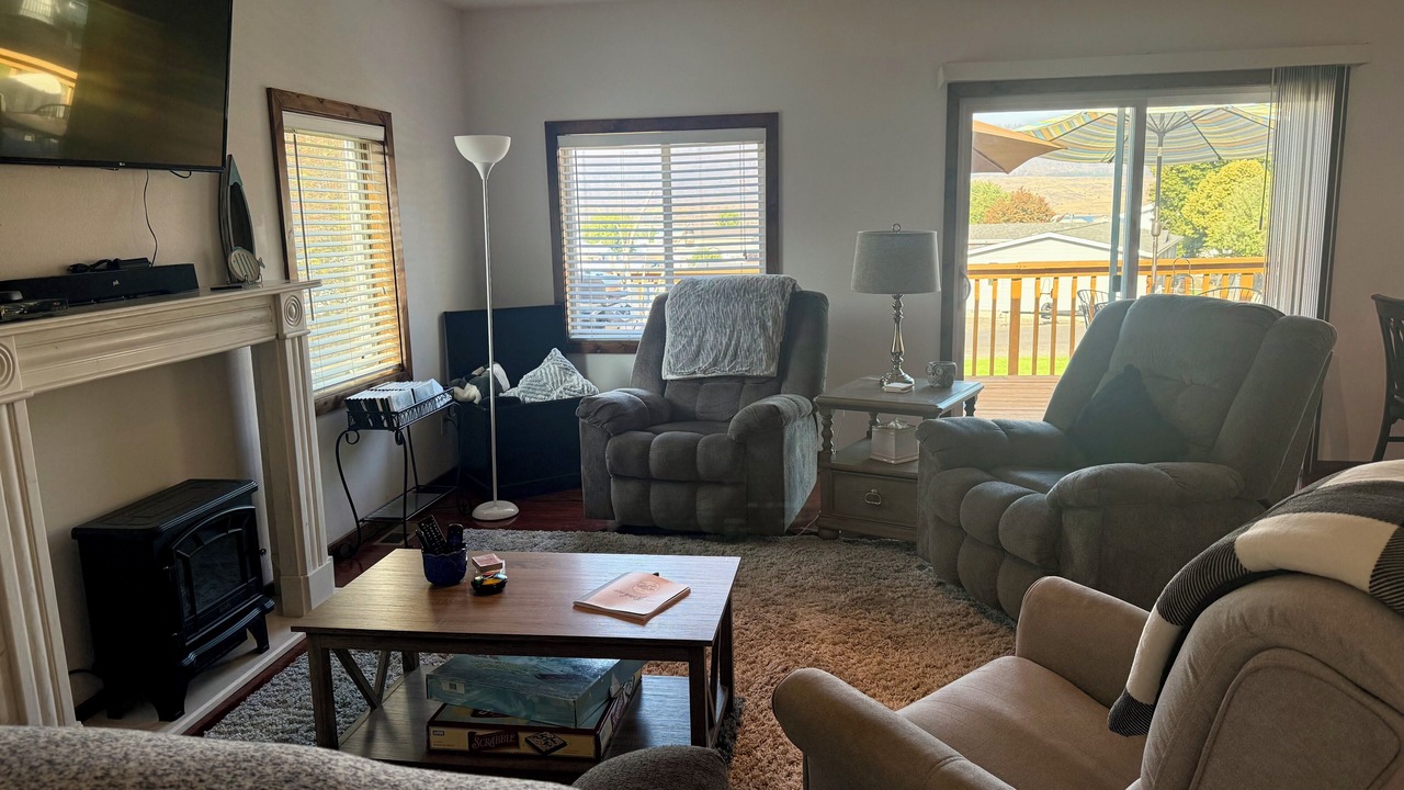 Photo of Livingroom in Davenport
