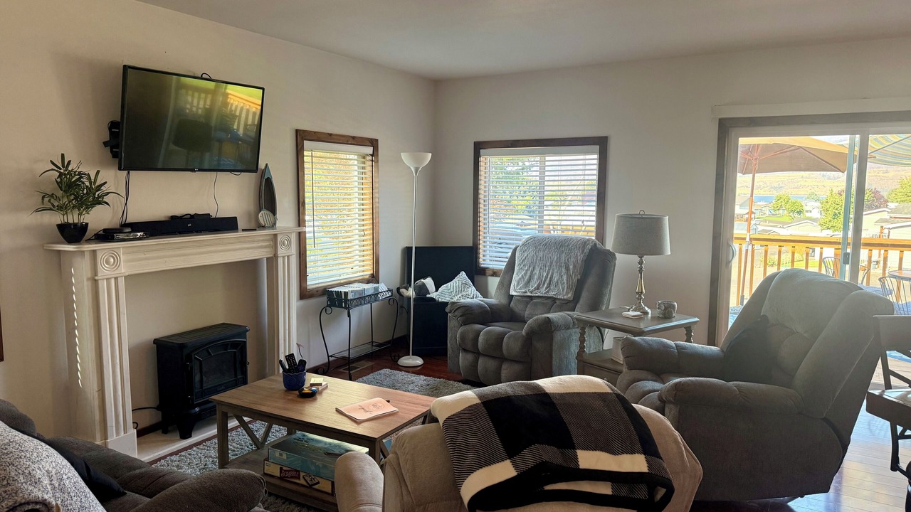 Photo of Livingroom in Davenport
