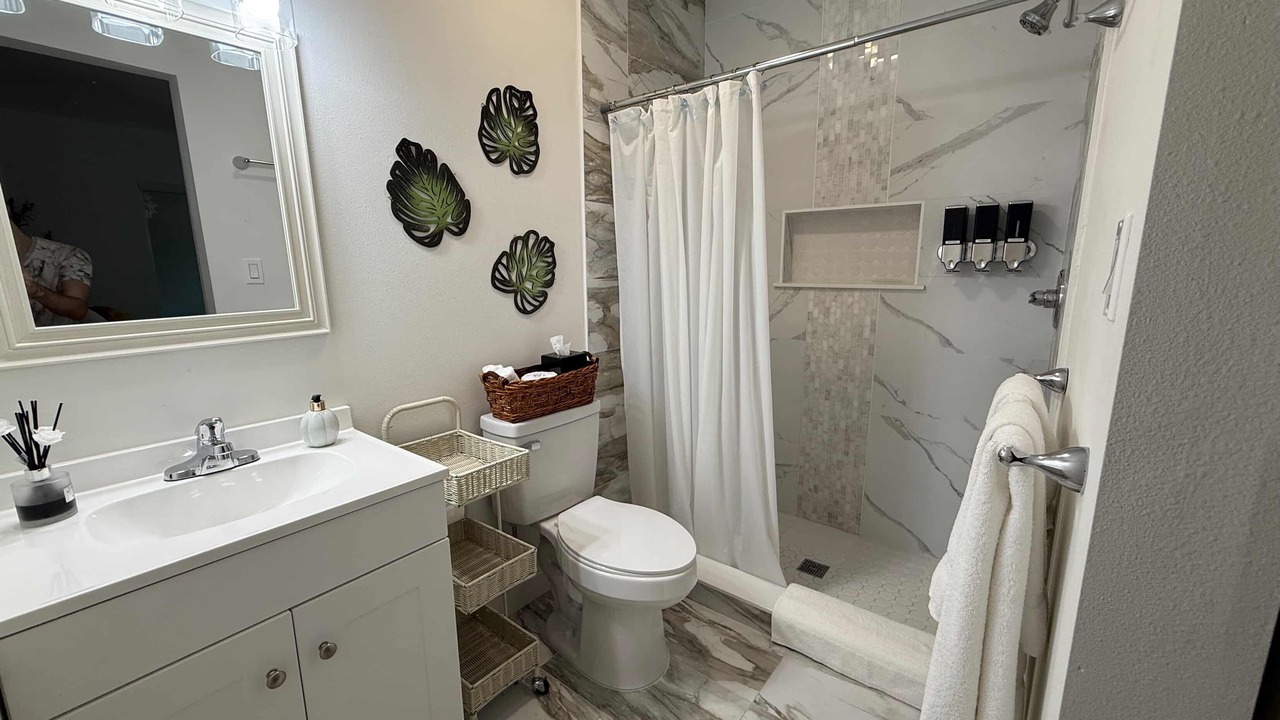 Photo of Bathroom in Lutz