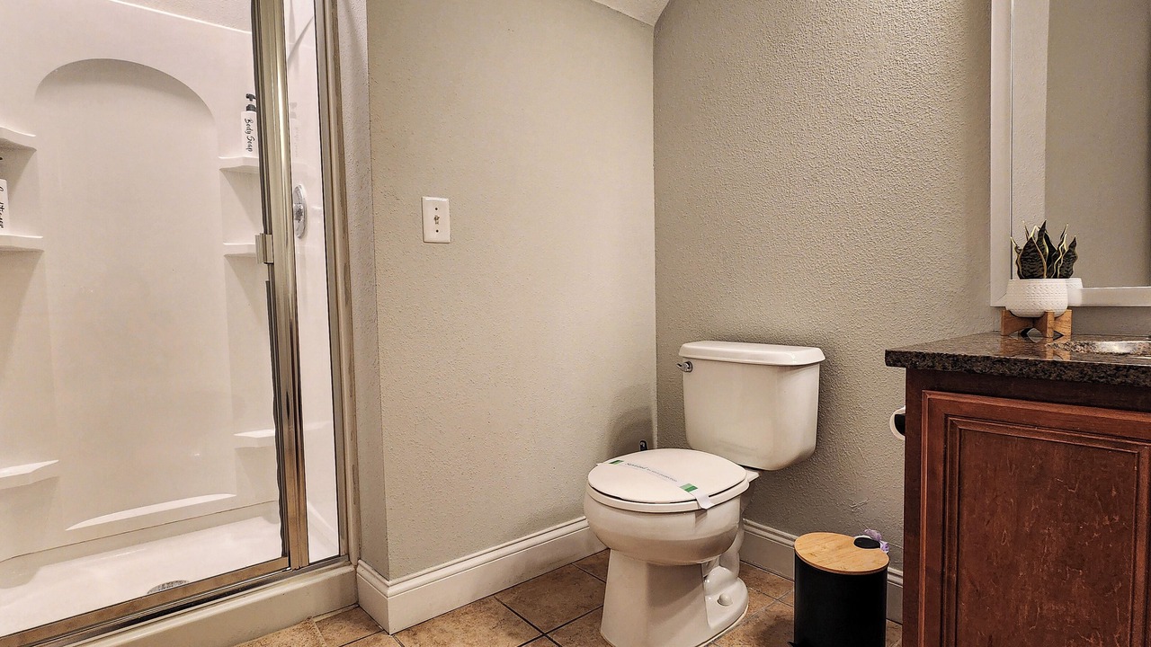 Photo of Bathroom in Crestwynd Bay