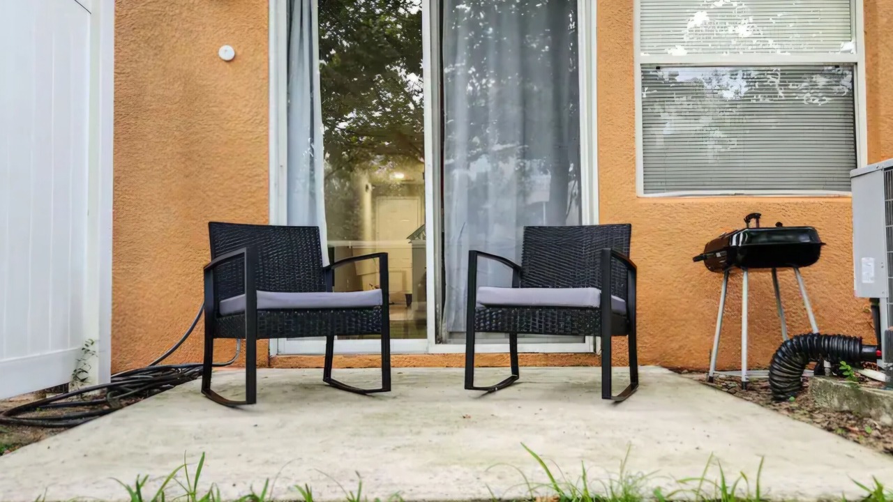 Photo of Patio Balcony in Crestwynd Bay
