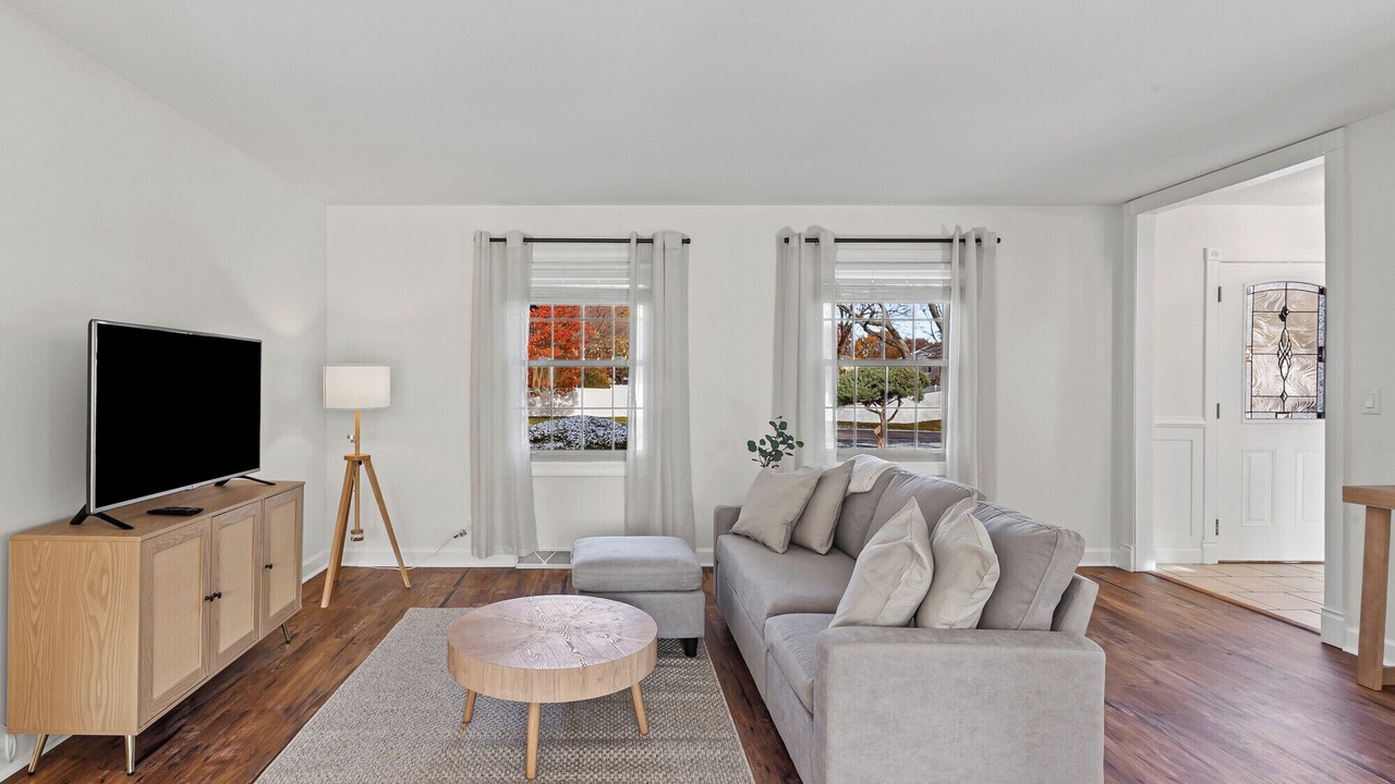 Photo of Livingroom in Naperville