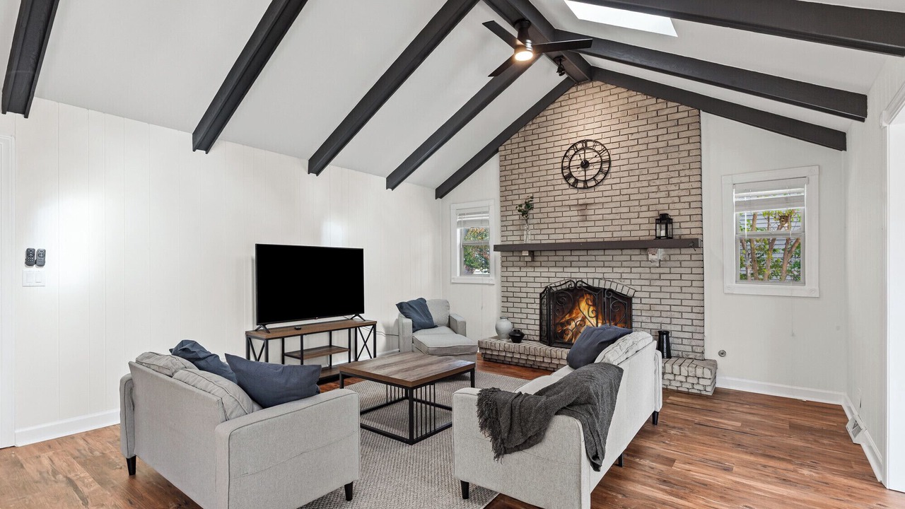 Photo of Livingroom in Naperville