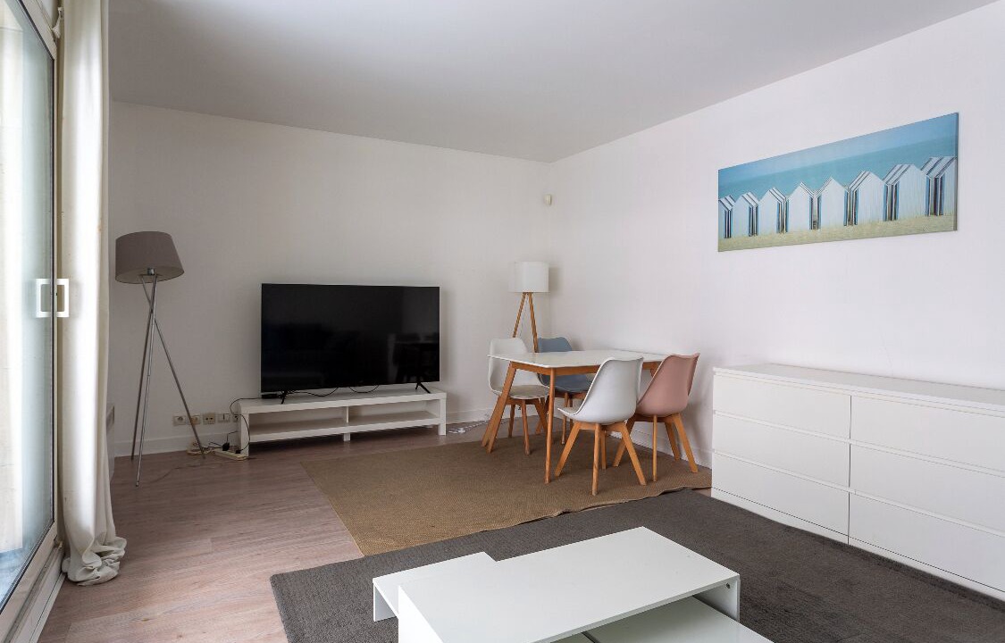 Photo of Others in Neuilly-sur-Seine