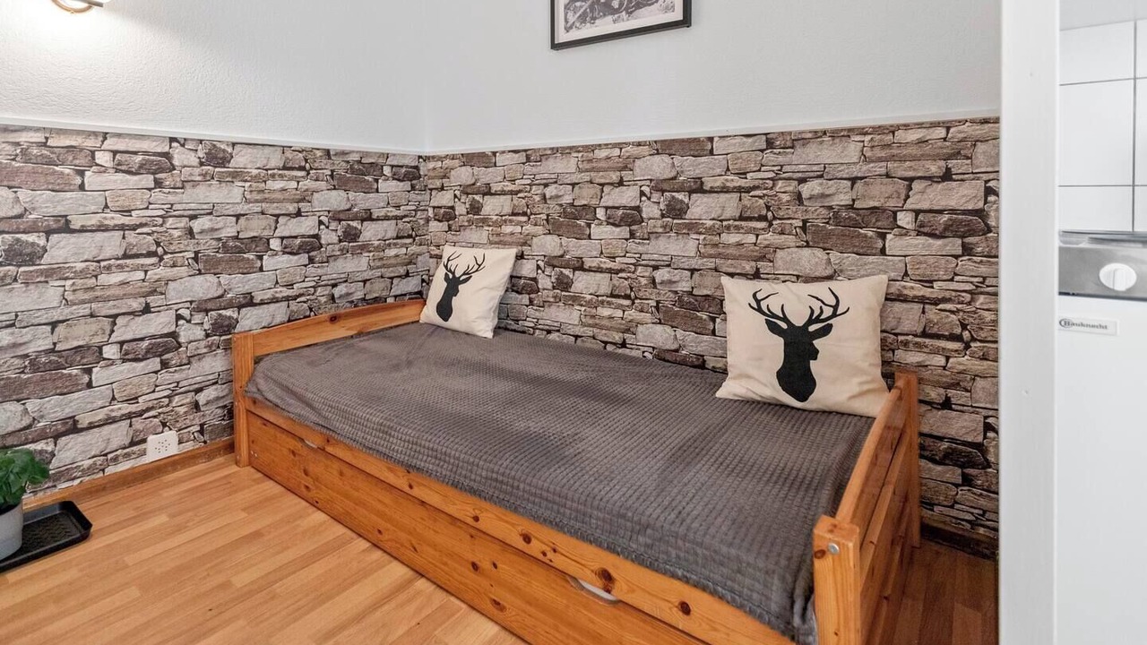 Photo of Bedroom in Noes