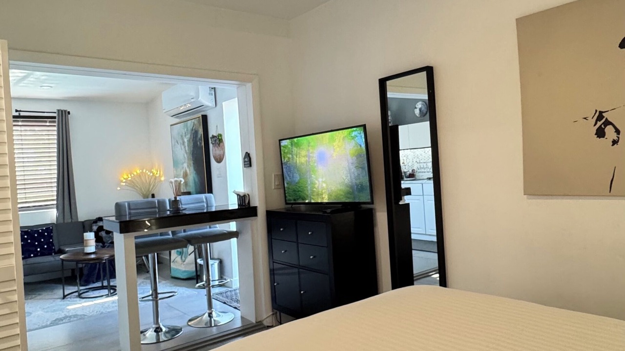 Photo of Bedroom in North Miami Beach