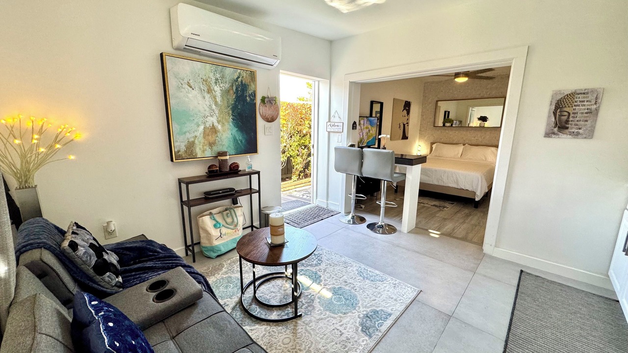 Photo of Bedroom in North Miami Beach