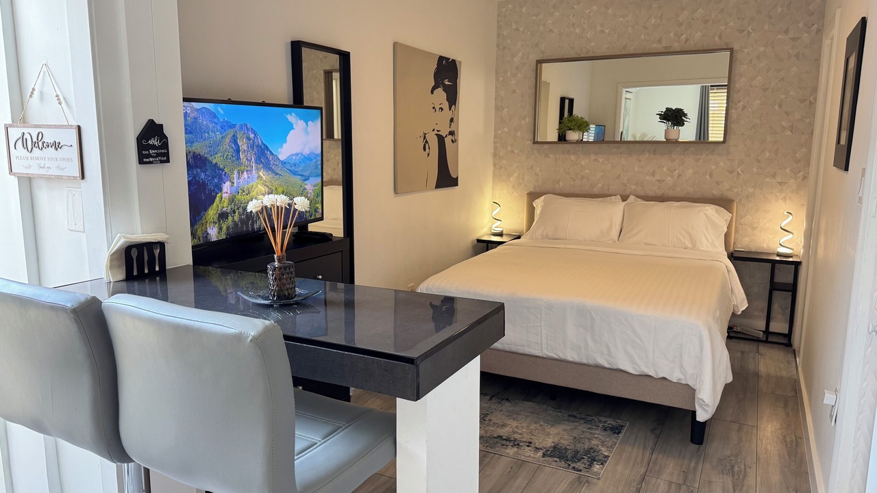 Photo of Bedroom in North Miami Beach