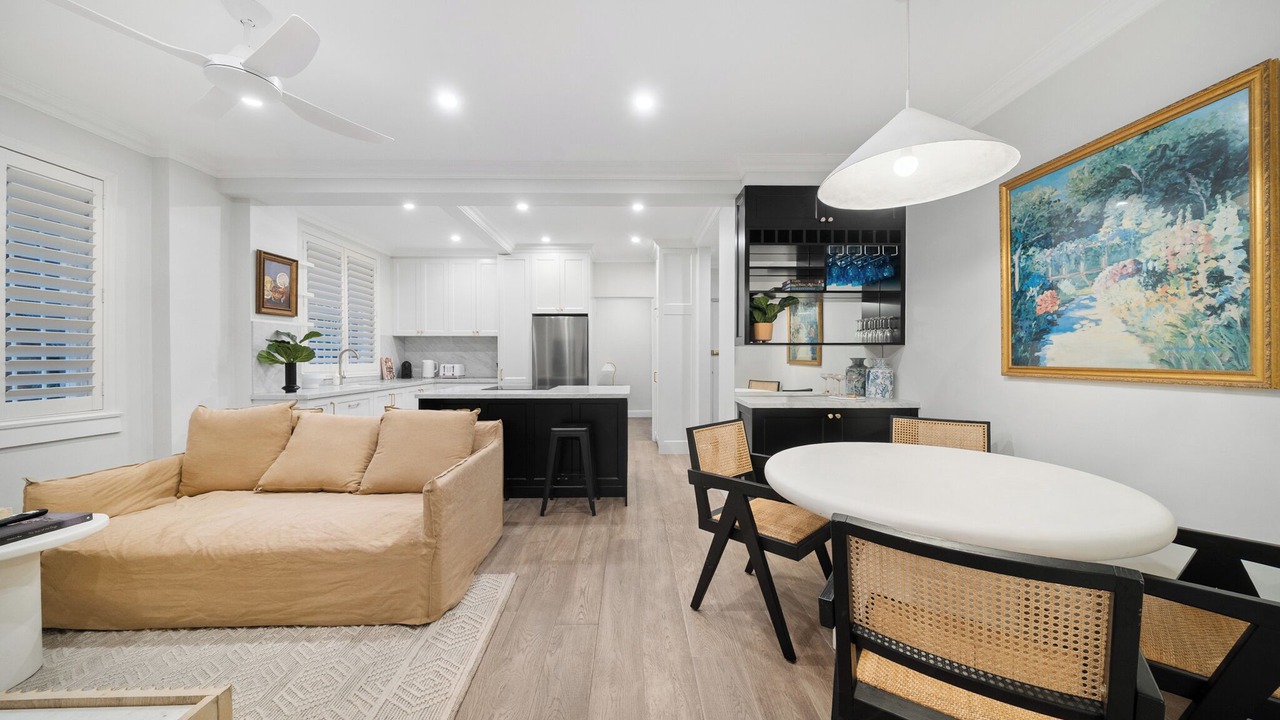 Photo of Livingroom in Rose Bay