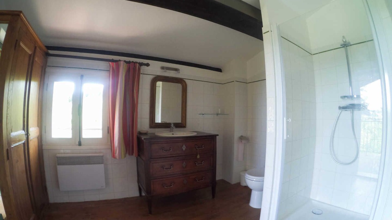 Photo of Bathroom in Ceret