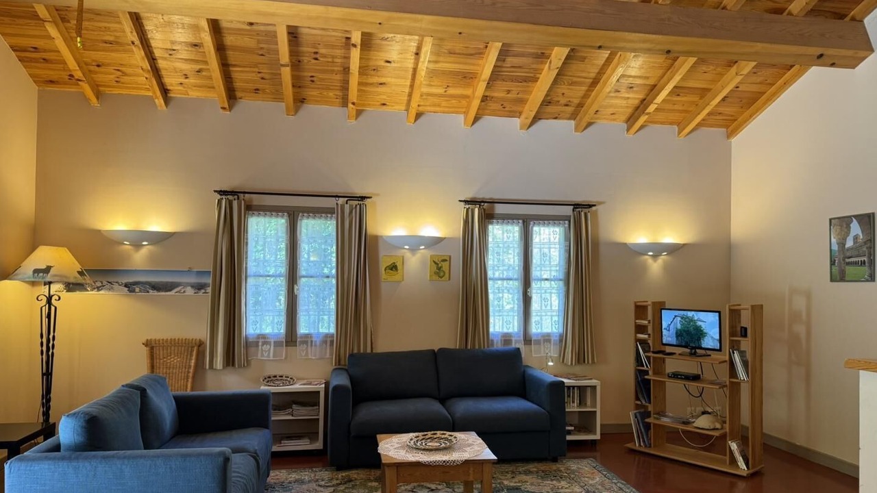 Photo of Livingroom in Taurinya