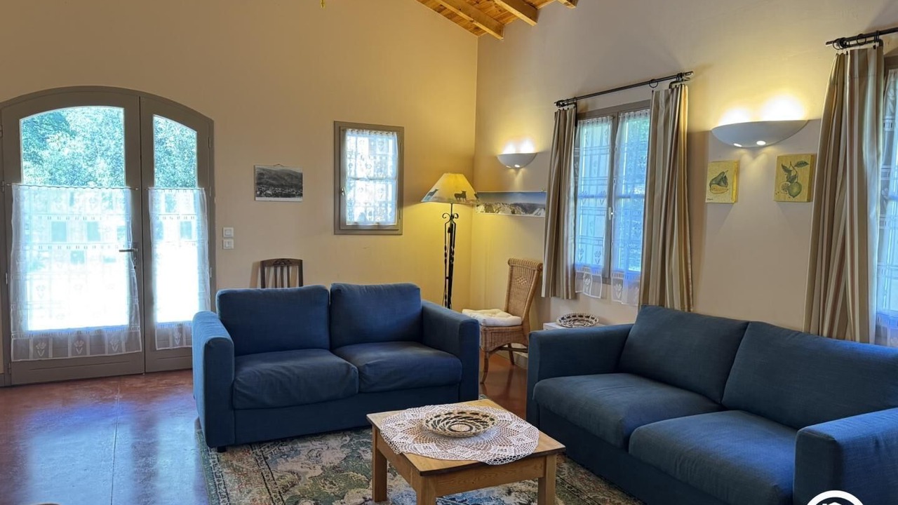Photo of Livingroom in Taurinya