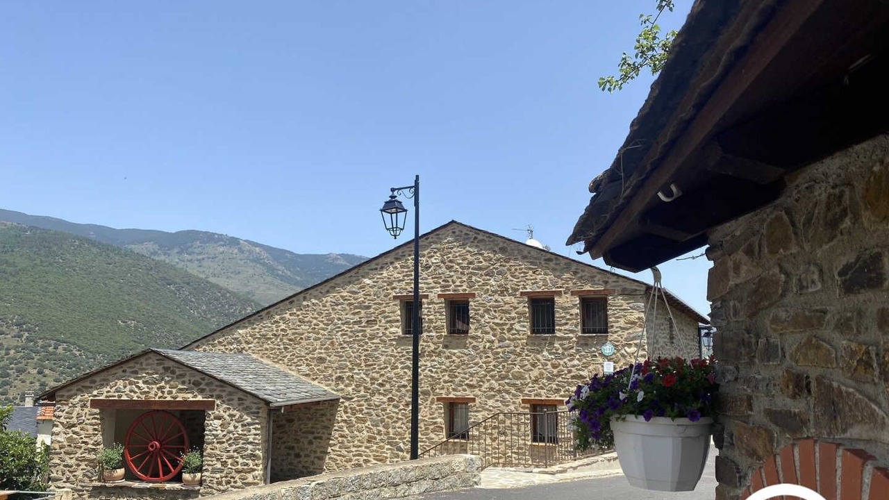 Photo of Outdoor in Souanyas