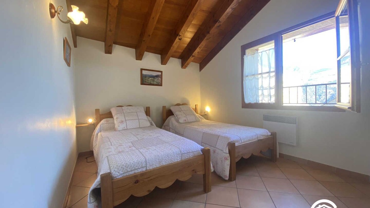 Photo of Bedroom in Souanyas