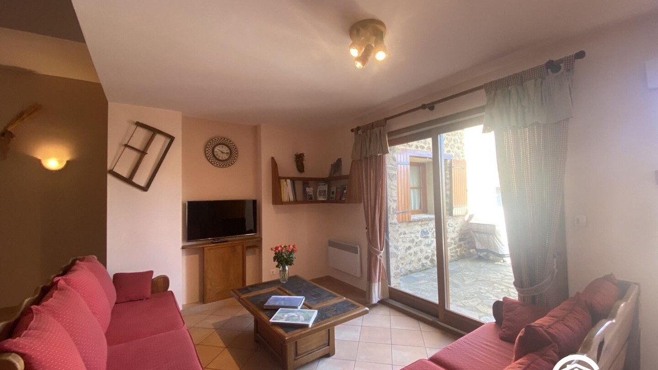 Photo of Livingroom in Souanyas