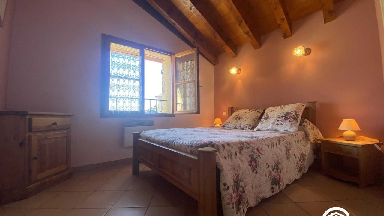 Photo of Bedroom in Souanyas