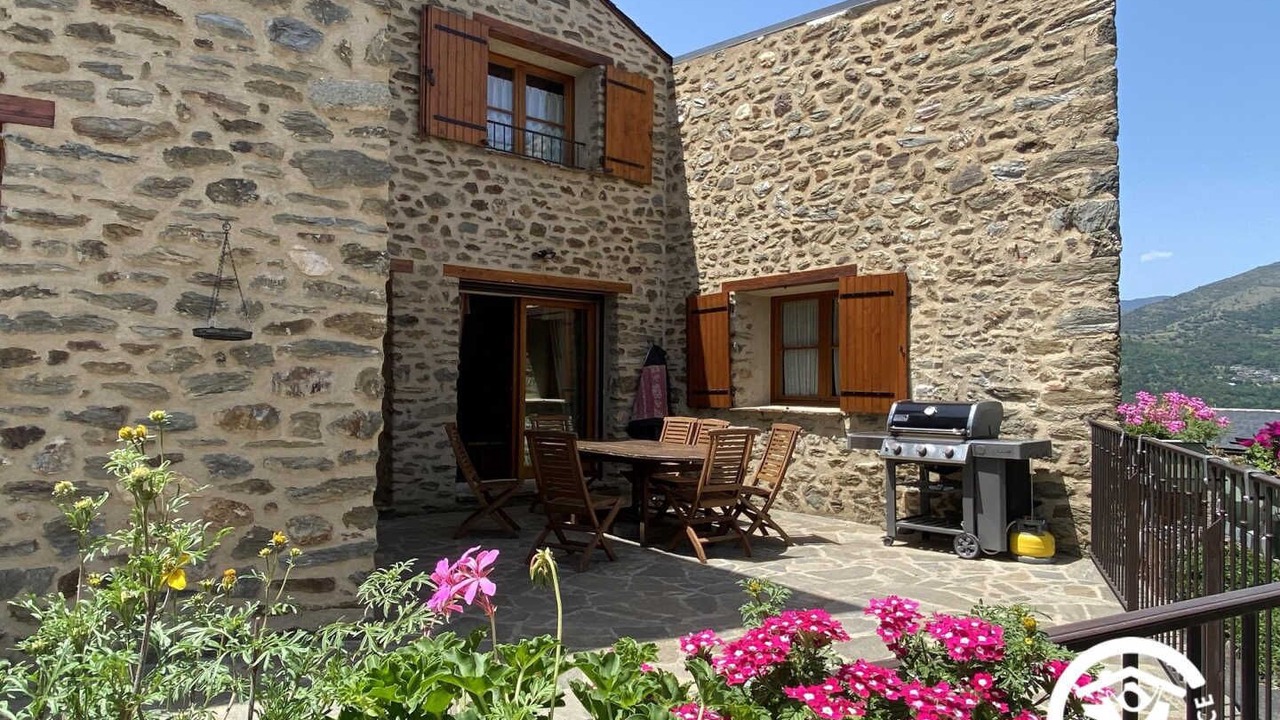 Photo of Outdoor in Souanyas