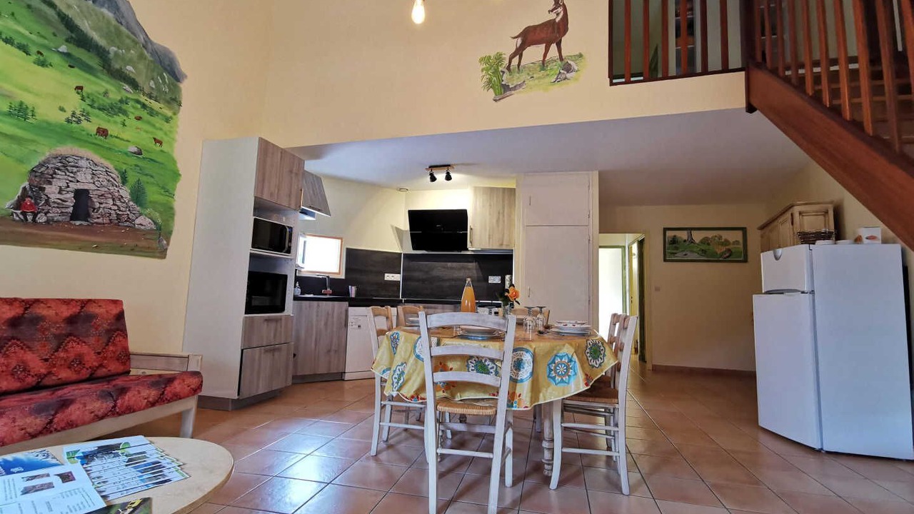 Photo of Others in Nyer