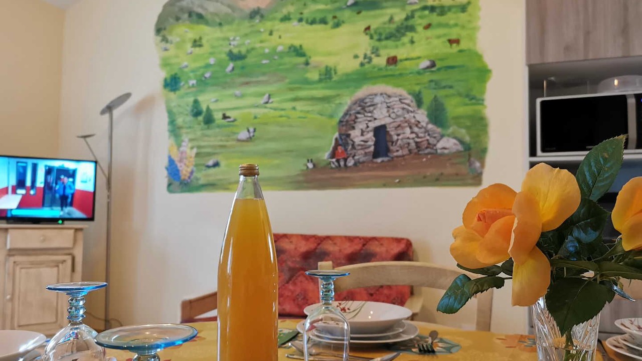 Photo of Others in Nyer