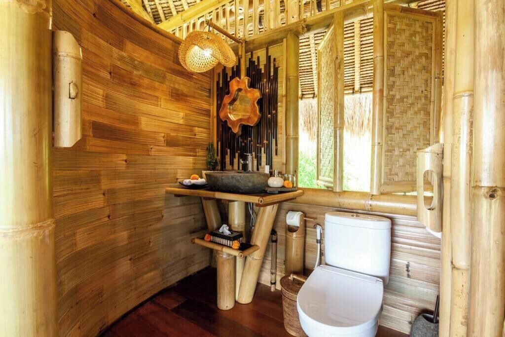 Photo of Bathroom in Selat