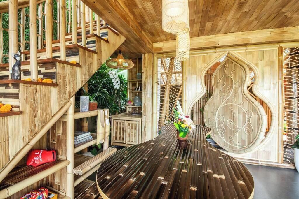 Photo of Others in Selat